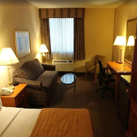 Clarion Hotel Park Central Dallas Dış mekan fotoğraf