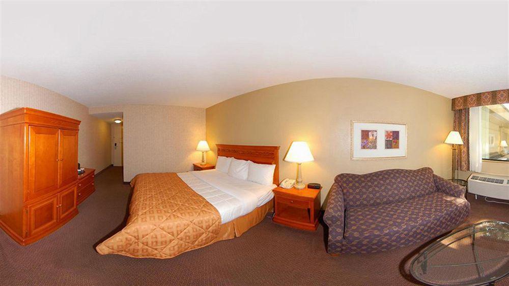 Clarion Hotel Park Central Dallas Dış mekan fotoğraf