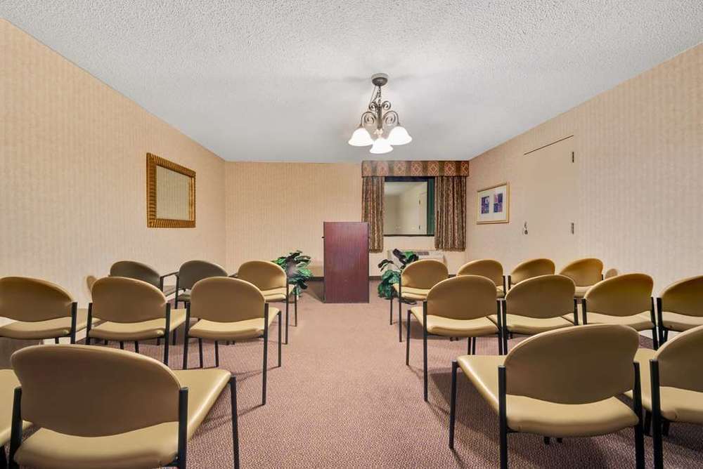 Clarion Hotel Park Central Dallas Konforlar fotoğraf
