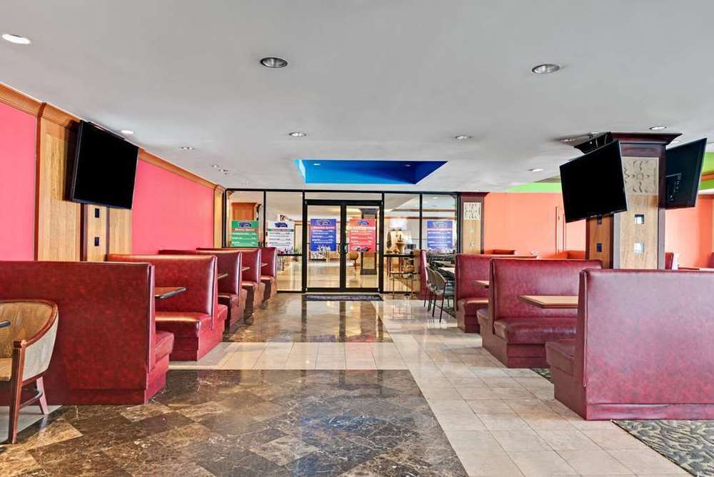 Clarion Hotel Park Central Dallas Restoran fotoğraf